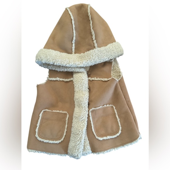 BabyGap toddler 3yrs Gap Tan Shearling Vest With Hood & pockets - Picture 1 of 5